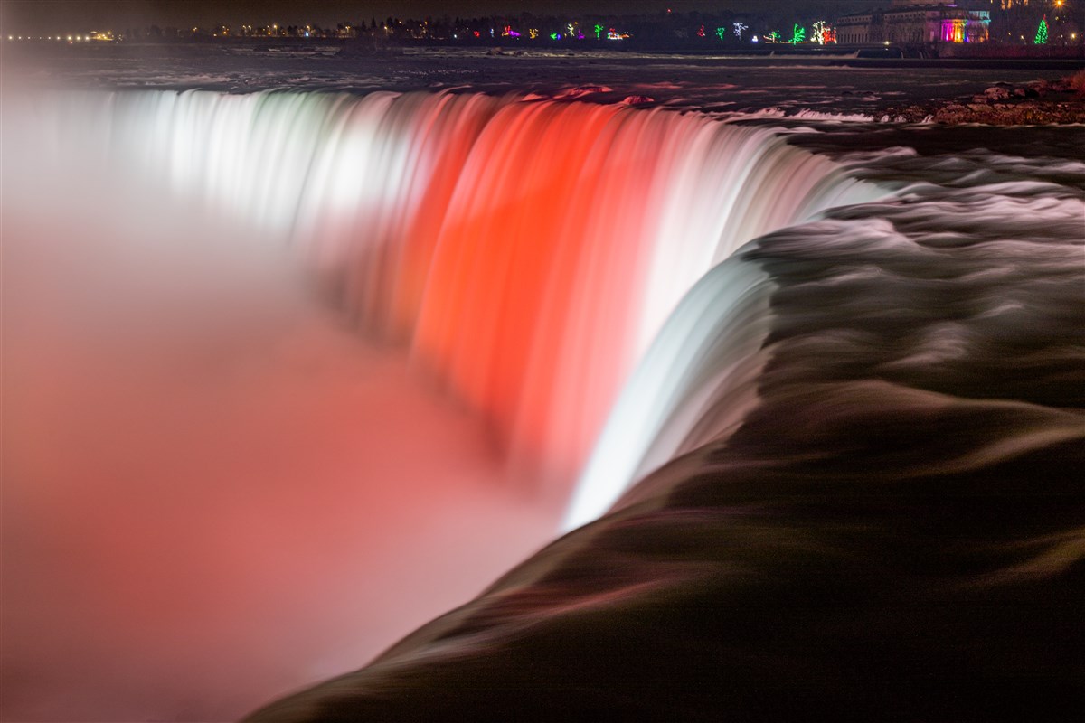 Niagara Falls Illuminated to Commemorate Pramukh Swami Maharaj